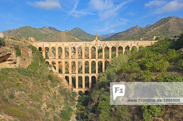 Puente de las Aguilas römisches Aquädukt Nerja La Axarquia Provinz