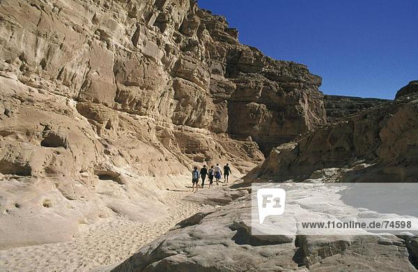 10625393  Ägypten  Nordafrika  Coloured Canyon  Eingang  Schlucht  Tourist  Wüste  Wild  Sinai