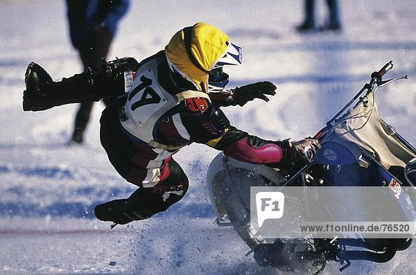 10644456  Aktion  Eis  Treiber  Motorrad  Motorrad  Motorradsport  Motorsport  Rennen  Schnee  Speedway  Spitzen  Sport  f