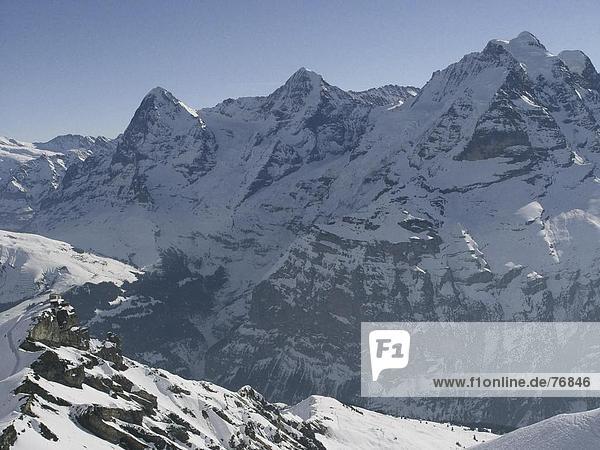 Landschaftlich schön landschaftlich reizvoll Rettung Berg Alpen Eiger Berner Oberland Kanton Bern Mönch