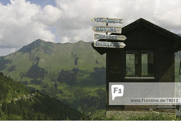 Europa Berg Alpen Wegweiser Schweiz Kanton Waadt