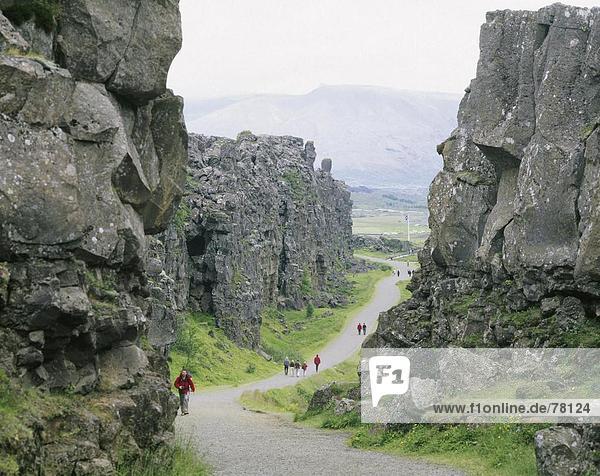 10651076  gorge  Almannagja  rock  cliff  geology  Iceland  continental records  people  people  gulch  Thingvellir  way