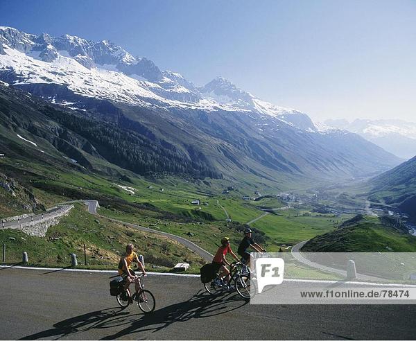 10652098  alpine  Alps  excursion  mountains  go  bicycle  bike  family  spare time  canton Uri  model released  mountain bike