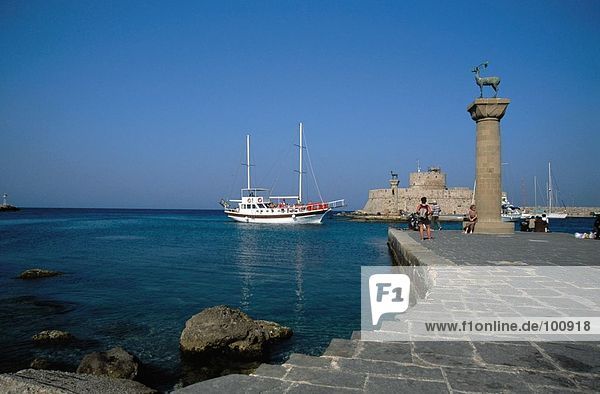 Fischereihafen Fischerhafen Segeln Hintergrund Schiff Festung Dodekanes Griechenland Rhodos