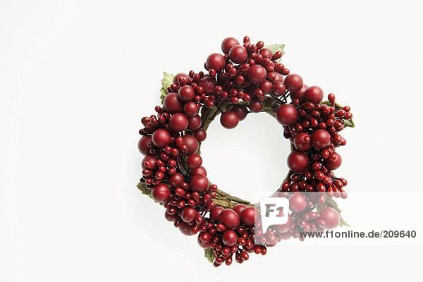 Red berries on wreath