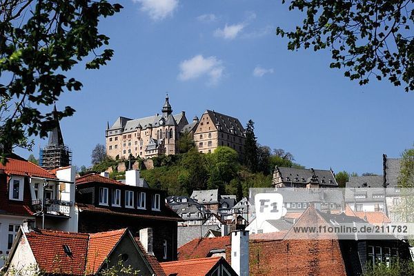 Burg in der Stadt  Landgraf Schloss  Marburg  Hessen  Deutschland
