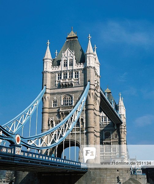 10040765  England  Great Britain  Europe  London  Tower bridge