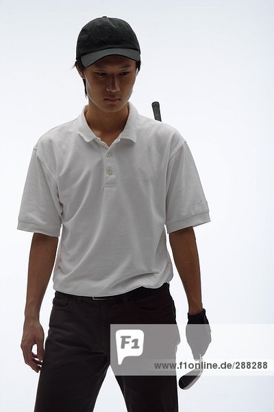 Porträt von asiatischen Golfspieler