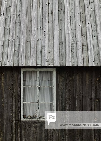 Fenster Scheune grau