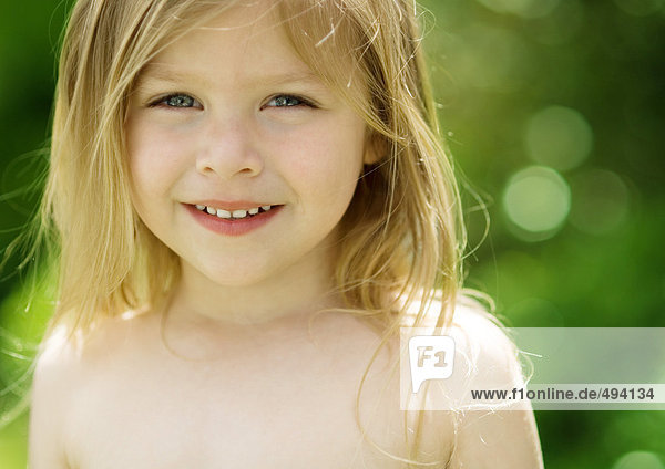 Little girl with bare shoulders  portrait