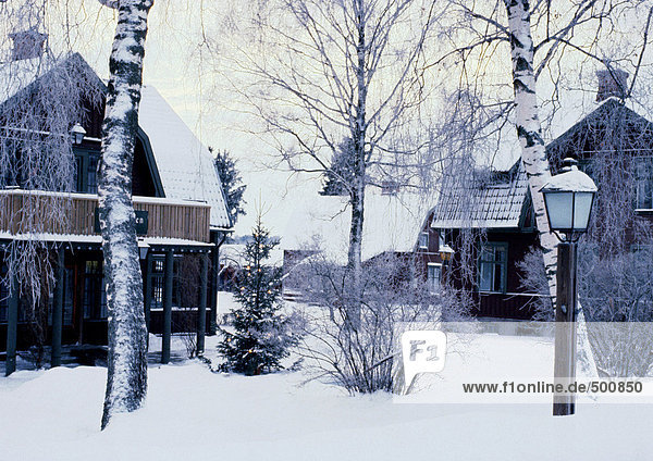 Schweden  Häuser im Schnee