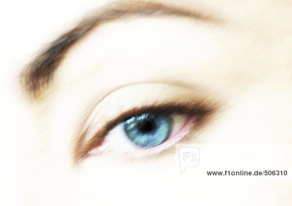 Blaues Auge der Frau,  Nahaufnahme