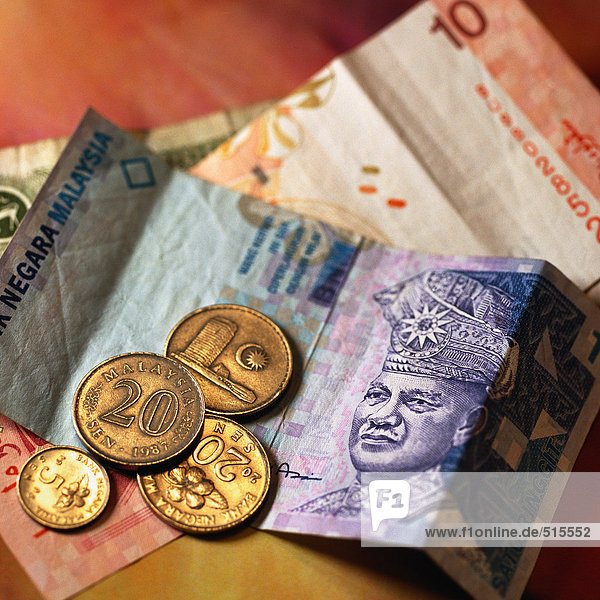 Malaysisches Papiergeld und Münzen