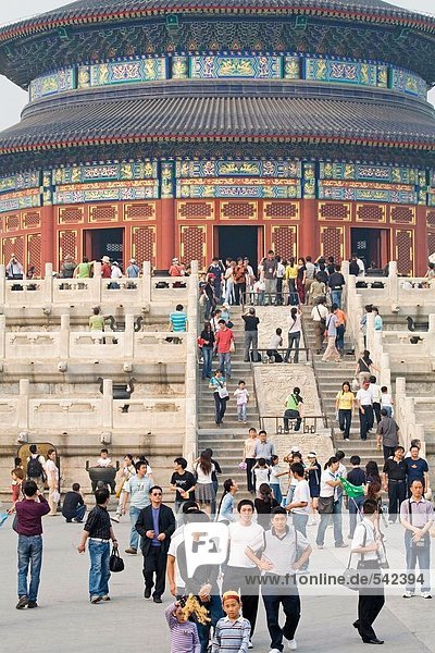 Touristen an Tempel  Temple Of Heaven  Beijing  China