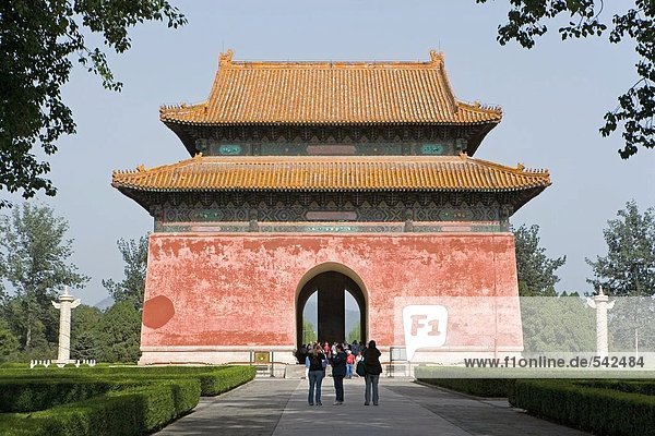 Eingang des Mausoleum  Chang Ling Mausoleum  Beijing  China