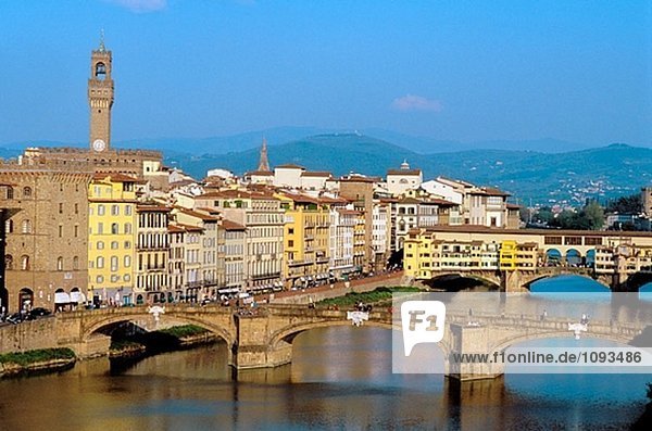 Arno River  Florenz. Toskana  Italien