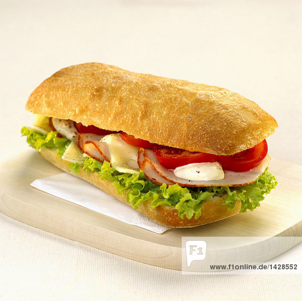 Sandwich mit Käse und Pute
