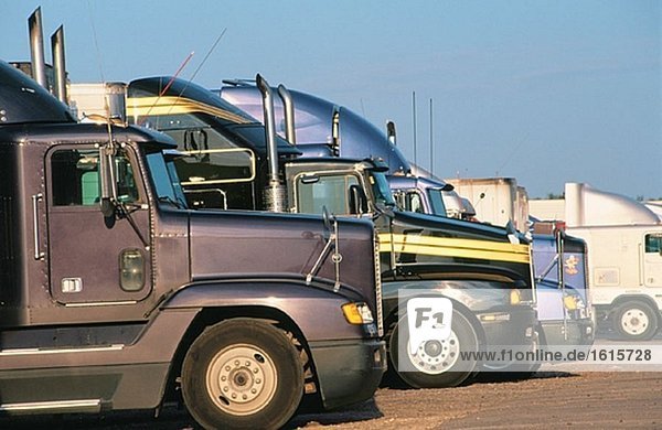 Highway LKW Station. Texas. USA