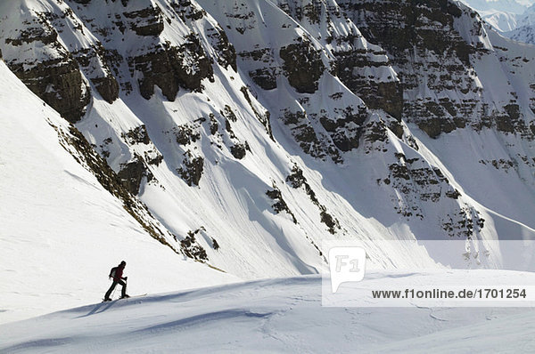 Österreich  Kleinwalsertal  Skifahren in den Alpen