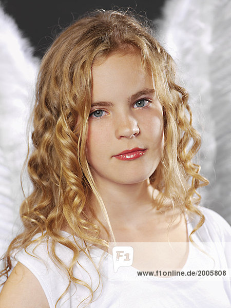 Mädchen Als Engel mit Flügeln  Porträt