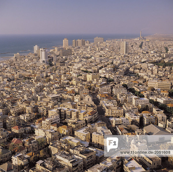 10118619  Israel  Tel Aviv  Überblick  Meer  Dächer