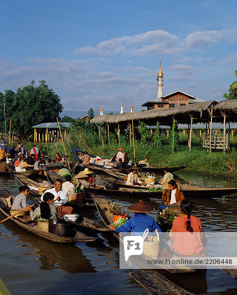 Burma  Inle lake  floating market