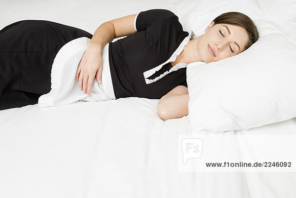 Maid schlafen im Bett