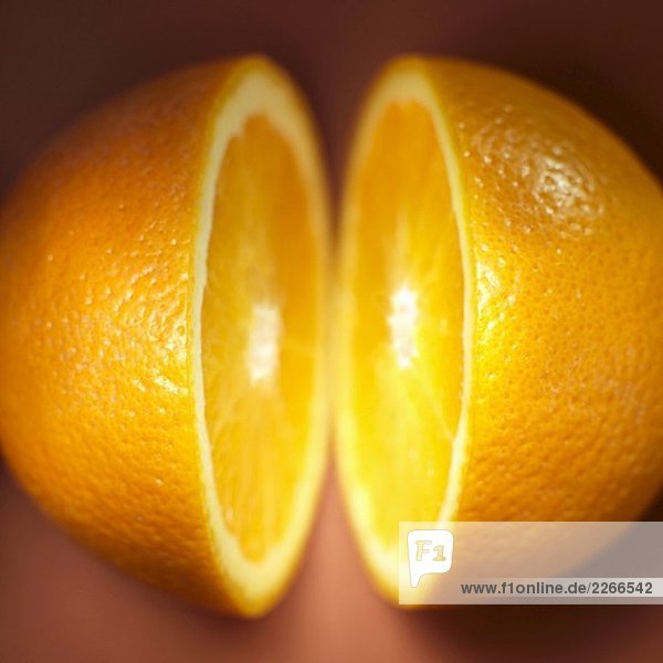 Eine halbierte Orange