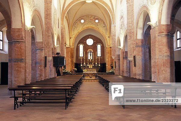 Italien  Lombardy.Interior von Cerreto Abtei S. Pietro e Paolo abbey