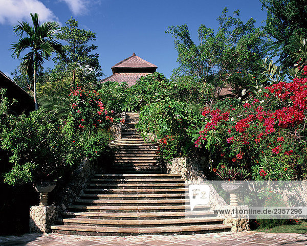 Gärten der Four Seasons resort  Jimbaran  Bali  Indonesien