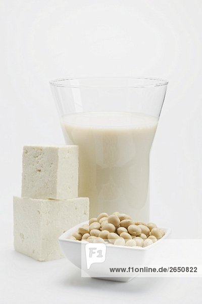 Tofu  Sojamilch und Sojabohnen