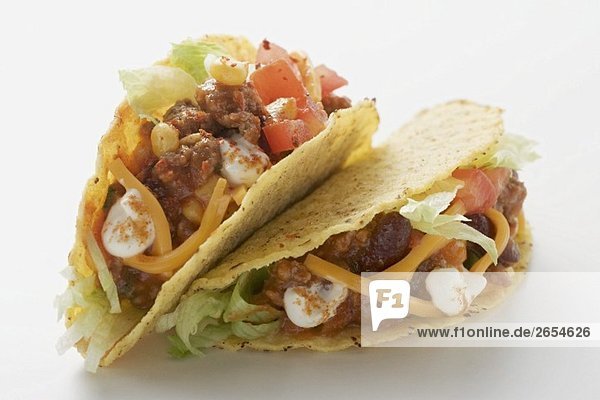 Tacos mit Hackfleisch  Käse und saurer Sahne