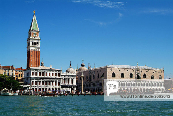 Gebäuden Waterfront  Dogenpalast  Markusplatz  Veneto  Venedig  Italien