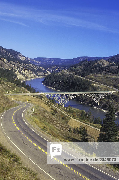 Highway 20 Sheep Creek Bridge Fraser River Cariboo-Chilcotin Region British Columbia Kanada.