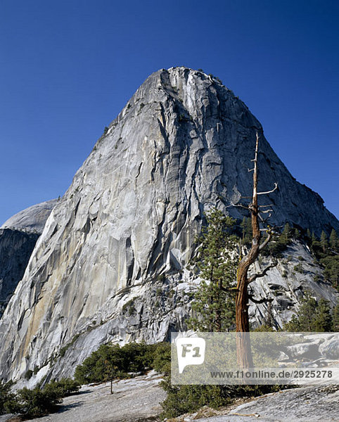 Berge  Yosemite Nationalpark  Sierra Nevada  Kalifornien  USA
