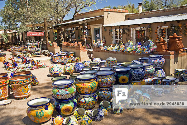 Farbenprächtige Keramik Shop  Tubac  Arizona