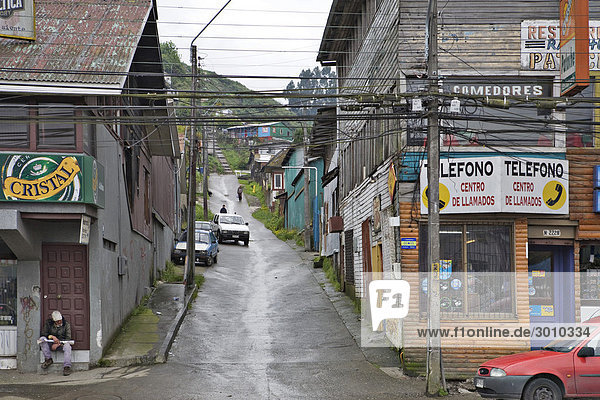 Haphazard electrical lines  Puerto Mont  Region de los Lagos  Chile