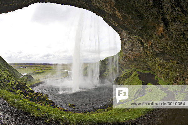 Seljalandsfoss Waterfall  Iceland  Atlantic Ocean