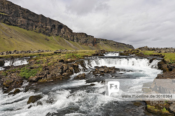 Wasserfall  Südküste  Island