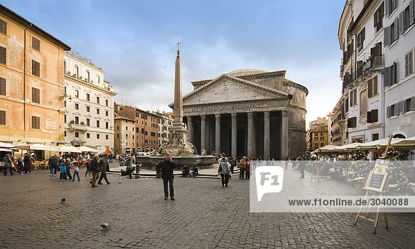 View over the Piazza della Rotonda with obelisk to the Pantheon  Rome  Italy