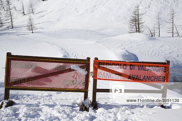 geschlossen Gefahr Zeichen Aostatal Lawine Italien Signal Hang