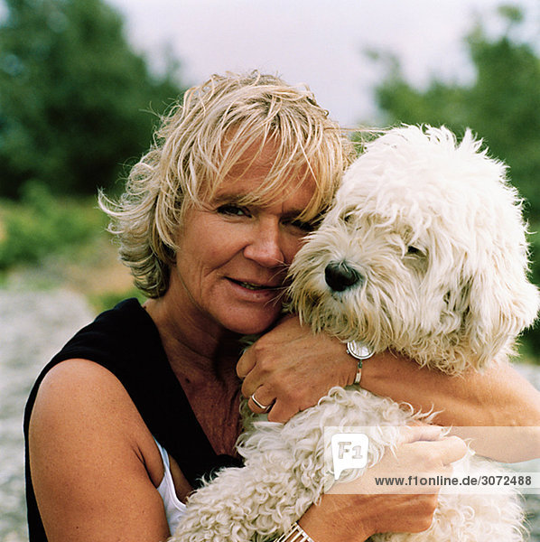 Eine Frau und einen Hund Schweden