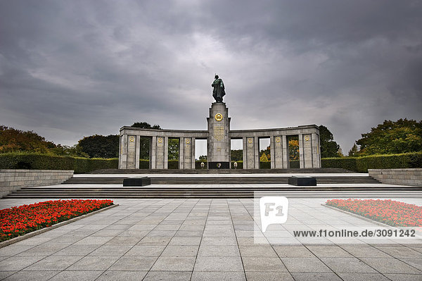 Sowjetisches Ehrenmal  Berlin  Deutschland