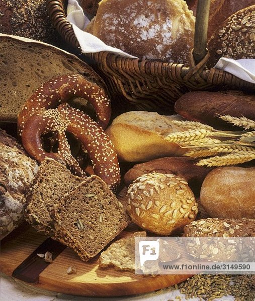 Verschiedene Brot- & Brötchensorten