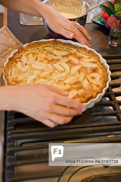 Ein apple-pie frisch aus dem Ofen  Schweden.