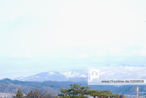 Schneebedeckte Berge Japan.