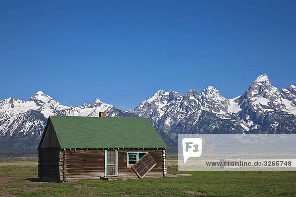 USA  Wyoming  Mormone Haus  im Hintergrund Teton Berge