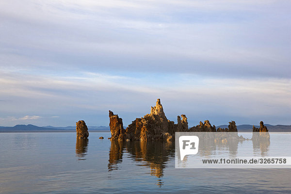 USA Kalifornien Süd-Tuffsteingebiet Mono Lake