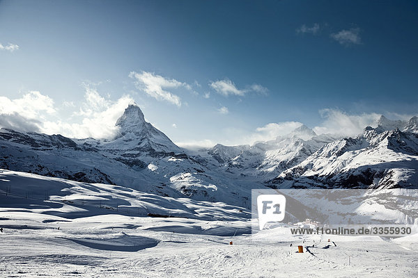 Skipiste  Zermatt  Schweiz  Erhöhte Ansicht