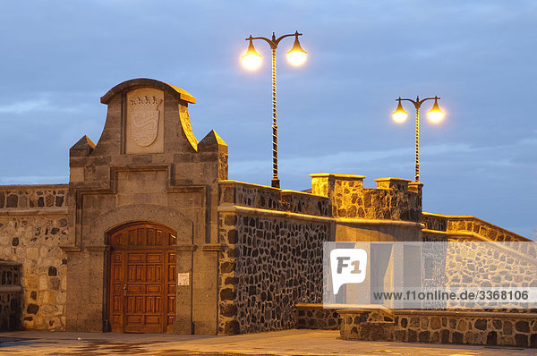 Festungsmauer der Plaza Europa  Puerto De La Cruz  Teneriffa  Kanarische Inseln  Spanien  Europa